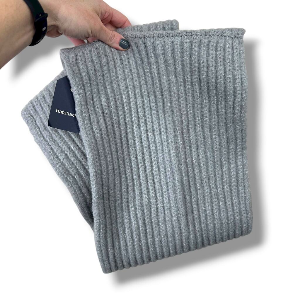 NEW Hat Attack Lodge Loop Light Grey Soft Ribbed Thick Knit Scarf One Size - Picture 3 of 7
